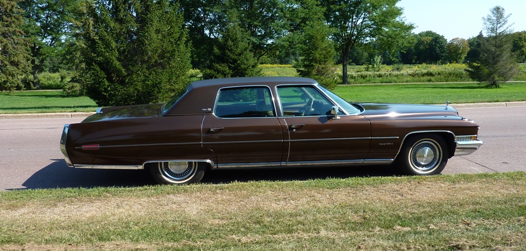 120A_4-1972-Cadillac-Fleetwood-Brougham